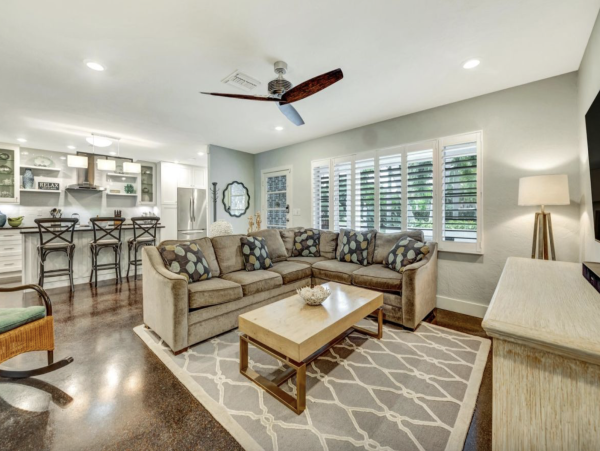 Lido Key Vacation House with Pool Near St. Armands Circle
